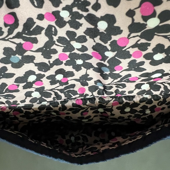 Vera Bradley Carson East West women’s classic blue tote with a floral lining - Picture 4 of 10